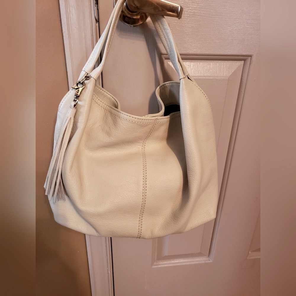 Cold water Creek Cream Leather Handbag - Picture 2 of 8
